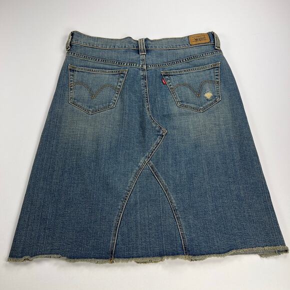 Levi's Almost Vintage Deconstructed Denim A-Line Skirt Five Pocket Size 14 - Picture 9 of 13